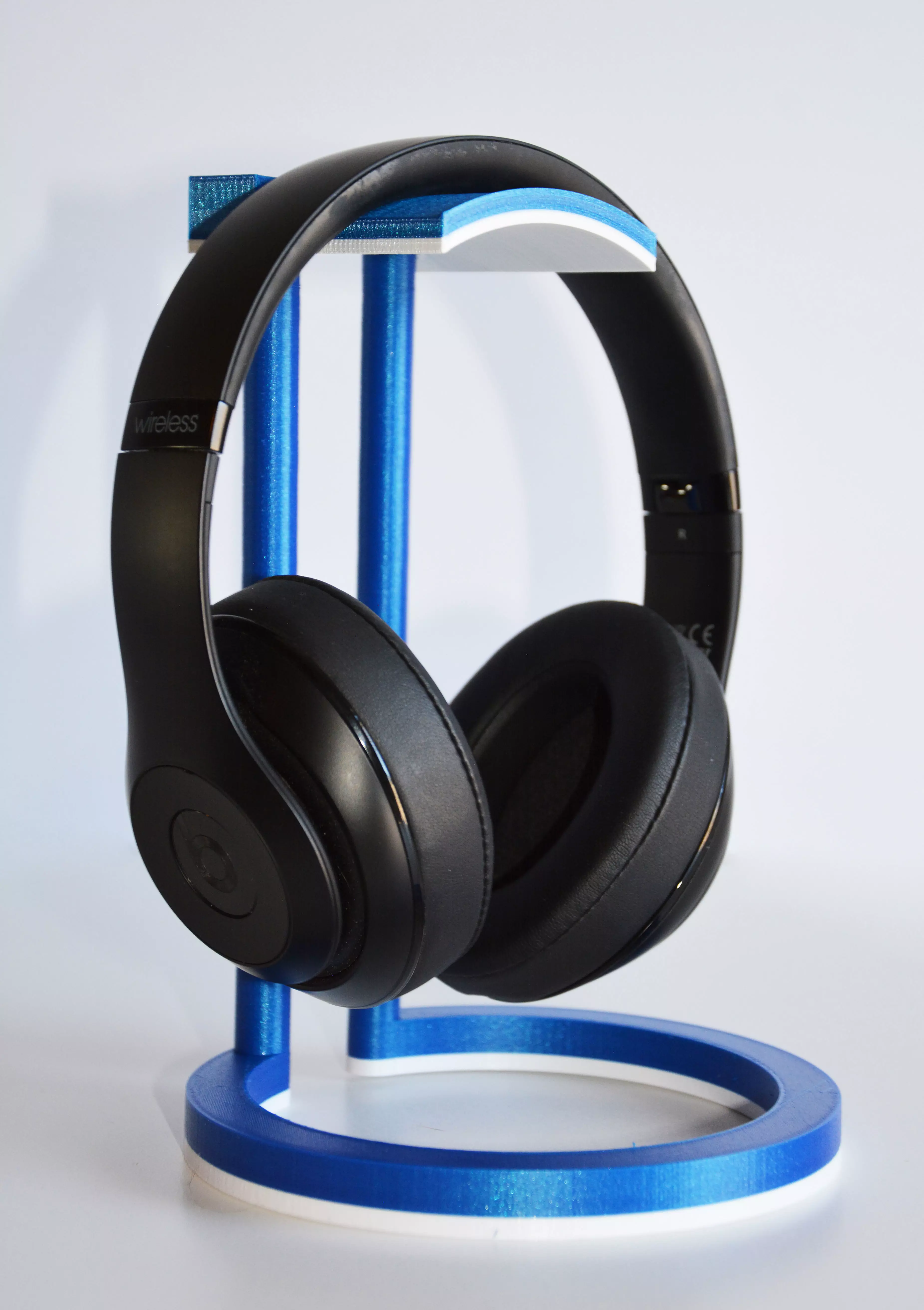 Dual Color Infinity Headphone Stand Free 3D print model