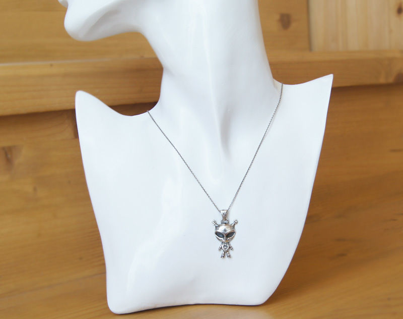 Alien pendant necklace printable jewelry model 3D print model_5
