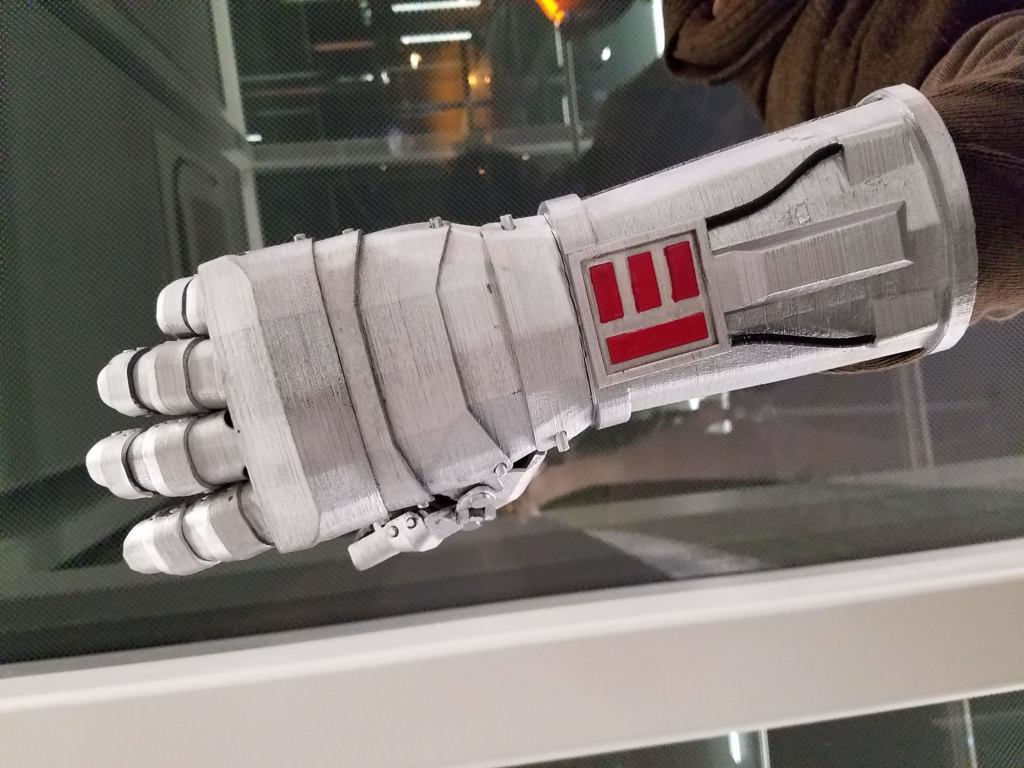 Mandalorian Gauntlet Free 3D print model_1