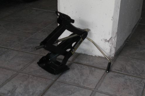 Jack metal tool Free 3D model_2