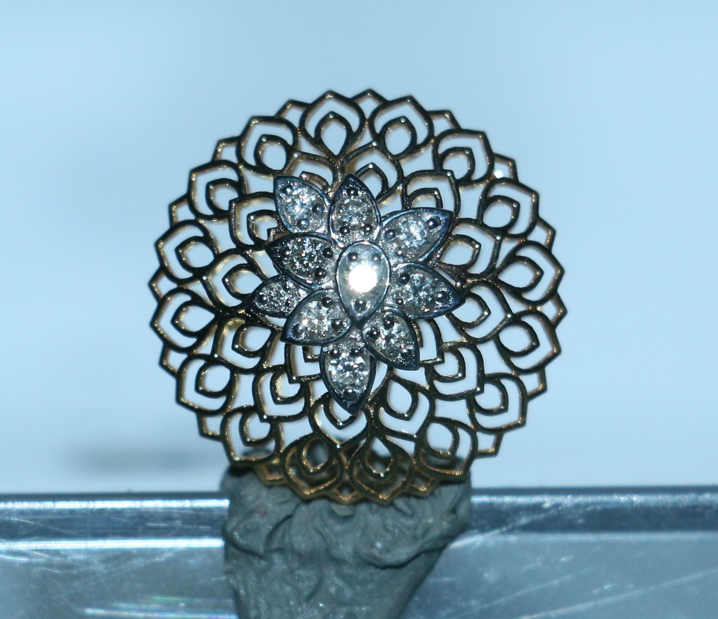 Round Trellis Earring 3D print model_19