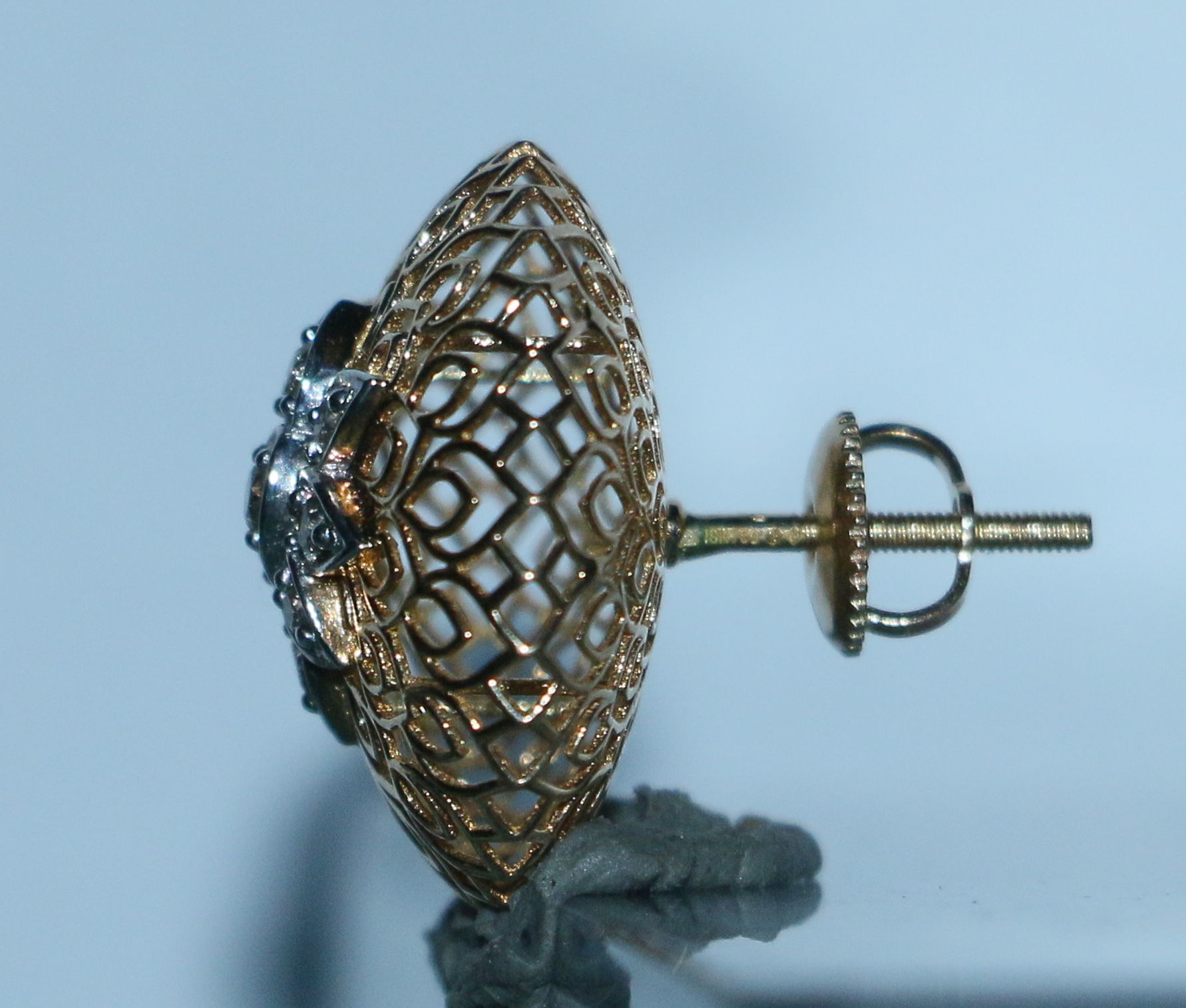 Round Trellis Earring 3D print model_20