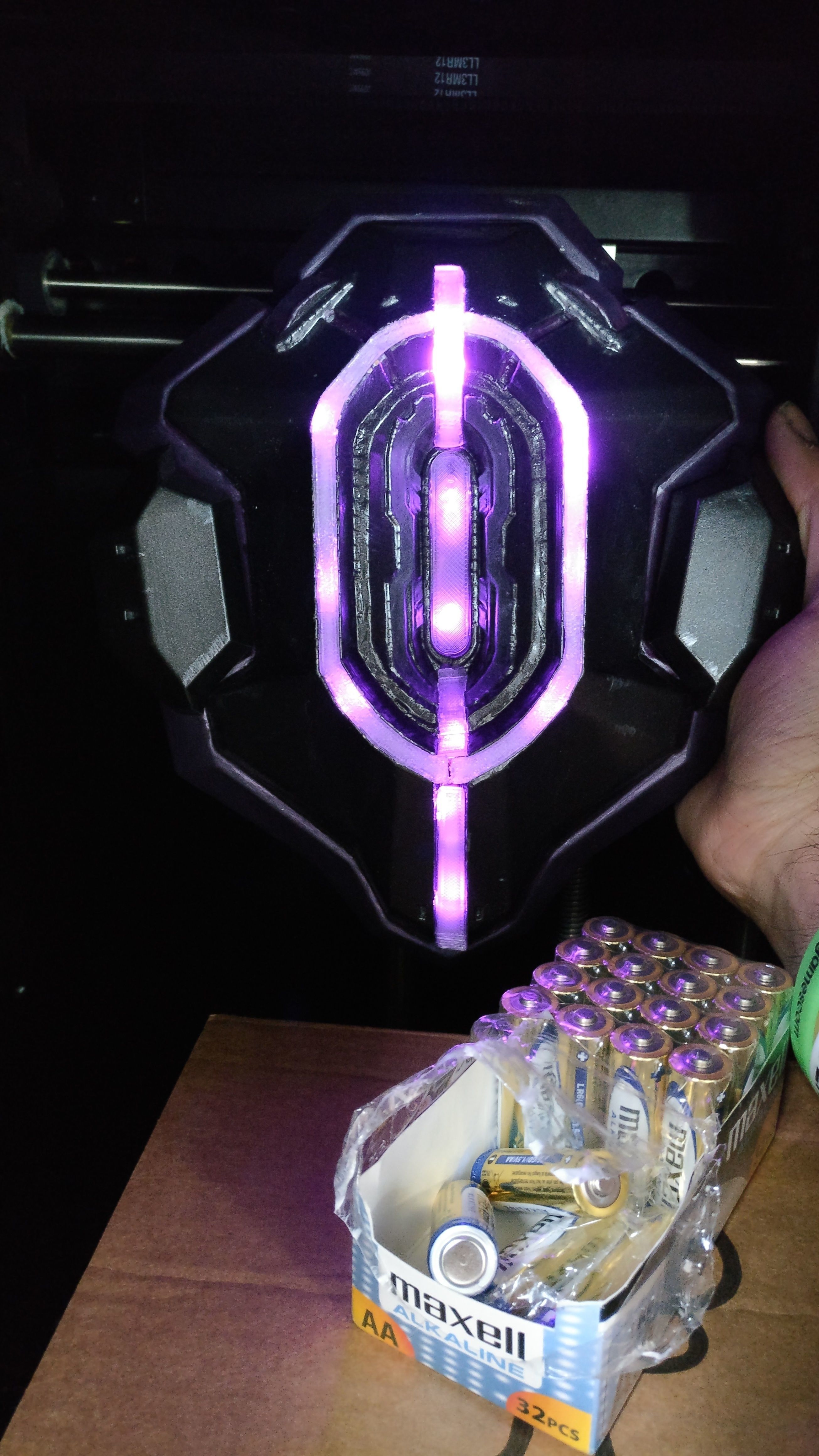 Sombra translocator cosplay prop 3D print model_6