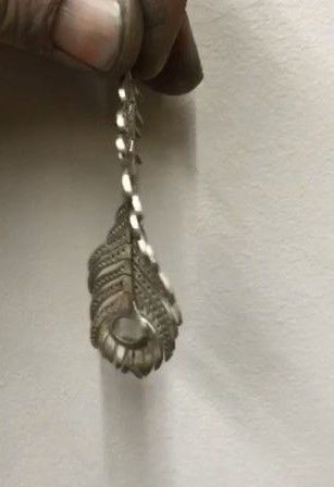 Peacock feather flexible pendant earrings 3D print model_9