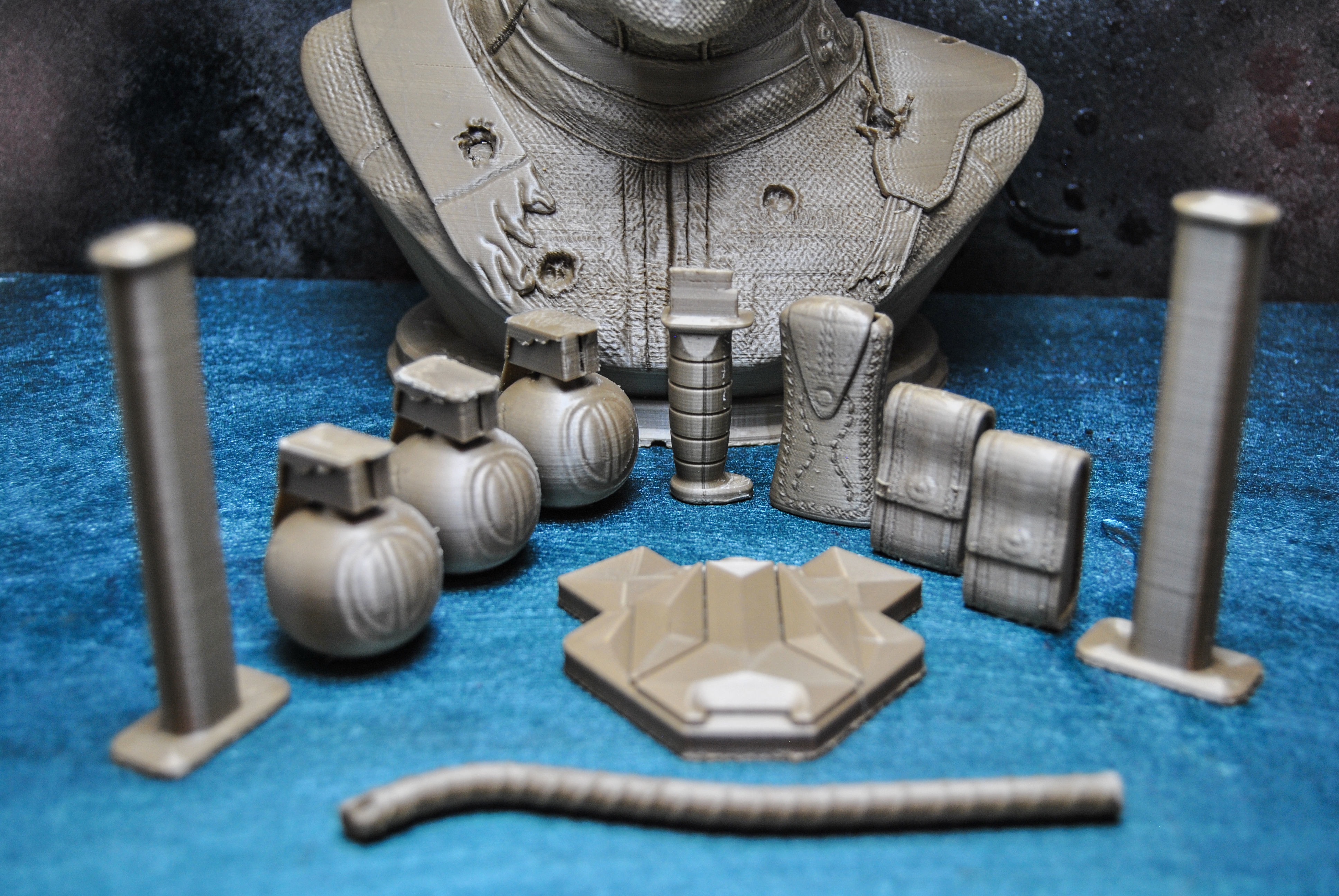 DEADPOOL BUST 3D print model_1