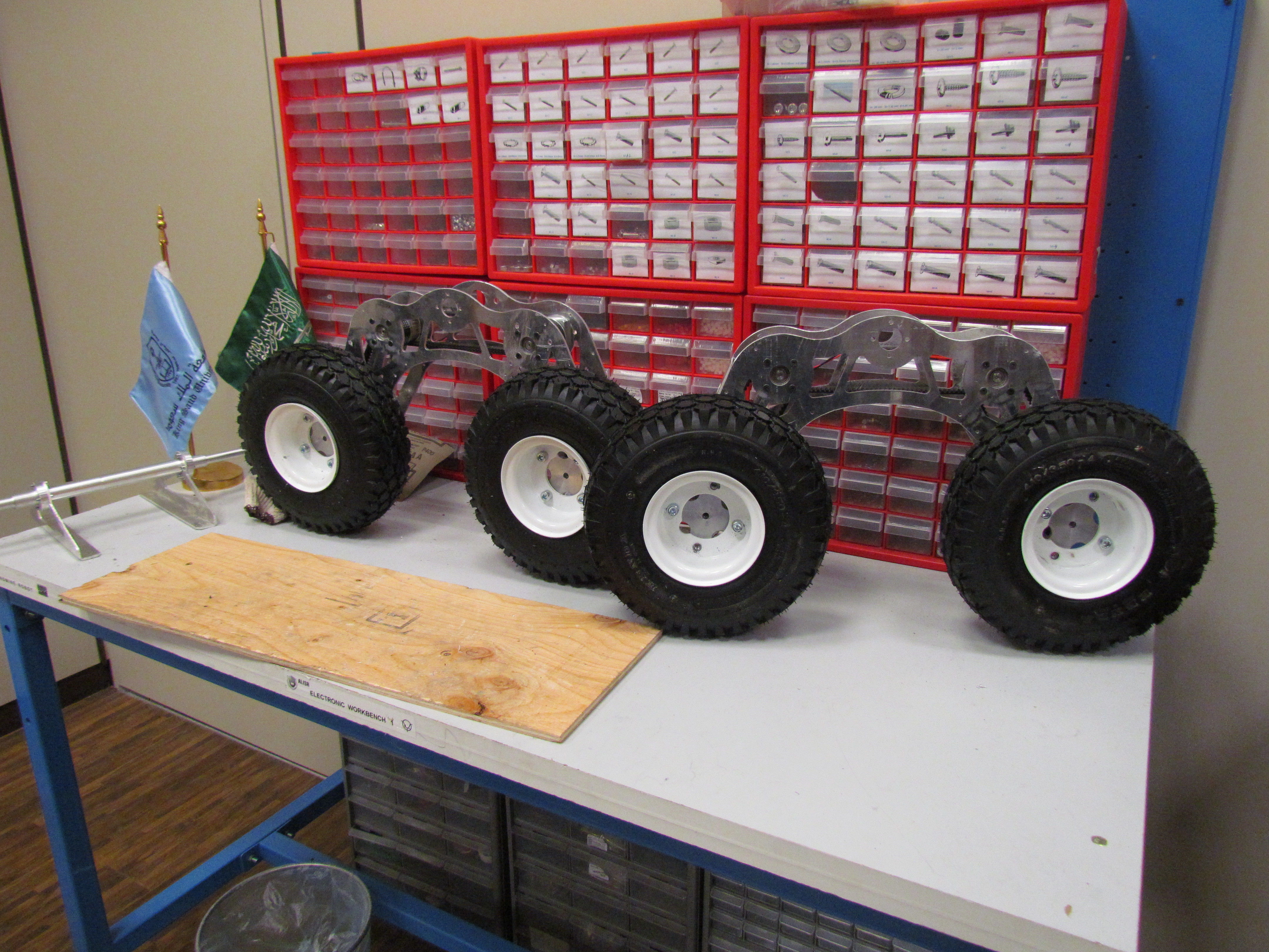 Robot 4 Wheels Drive 3D model_28