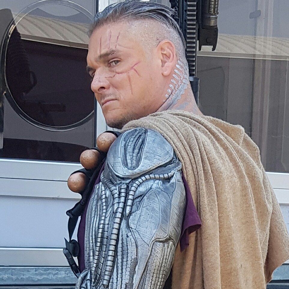 Cable arm inspired from deadpool2  3D print model_11