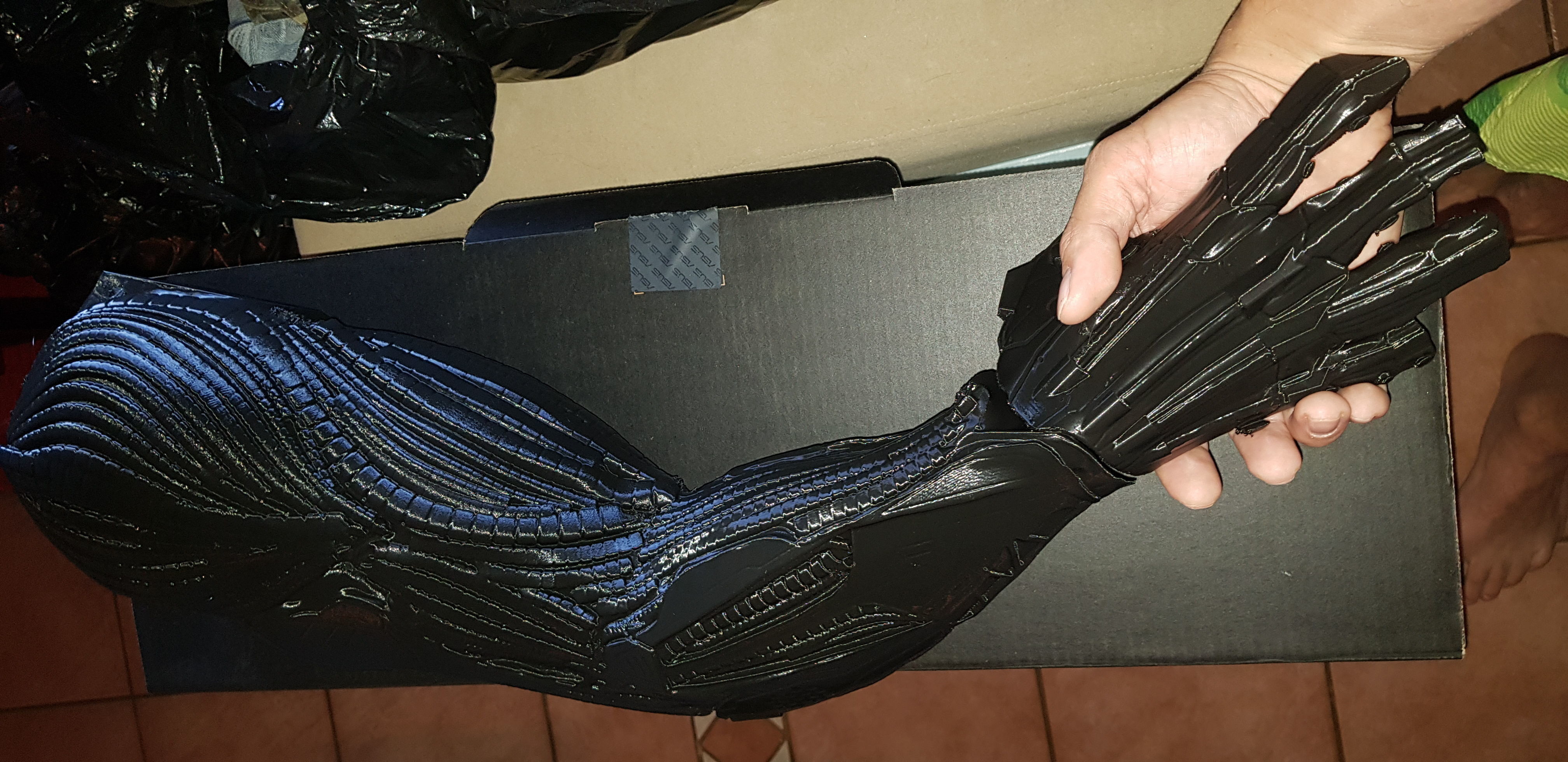 Cable arm inspired from deadpool2  3D print model_8