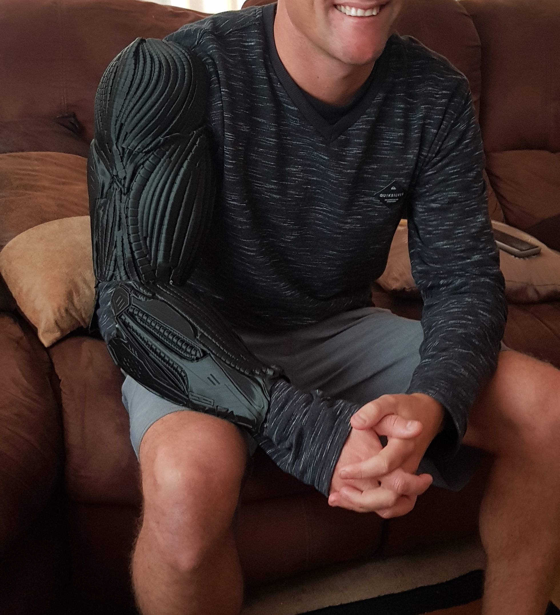 Cable arm inspired from deadpool2  3D print model_3