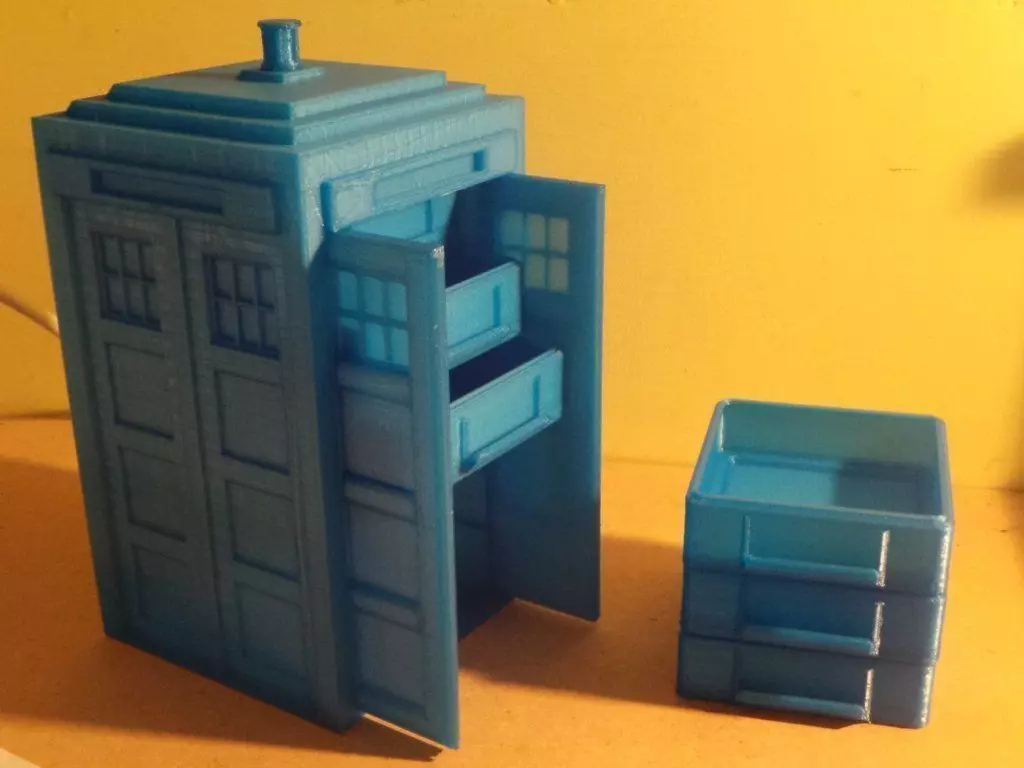 Tardis with drawers Free 3D print model_0