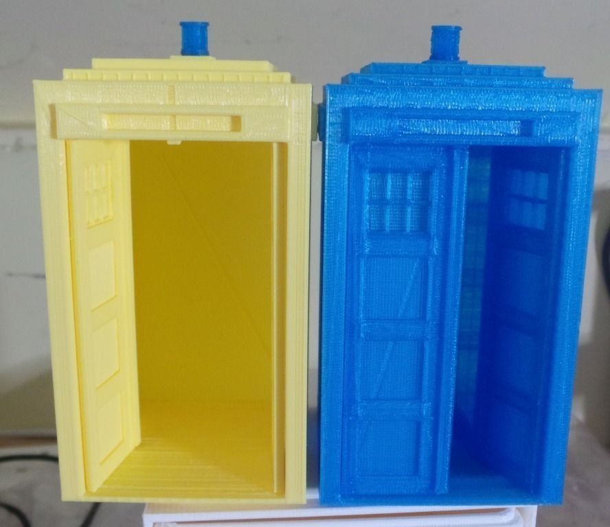 Tardis with doors Free 3D print model_7