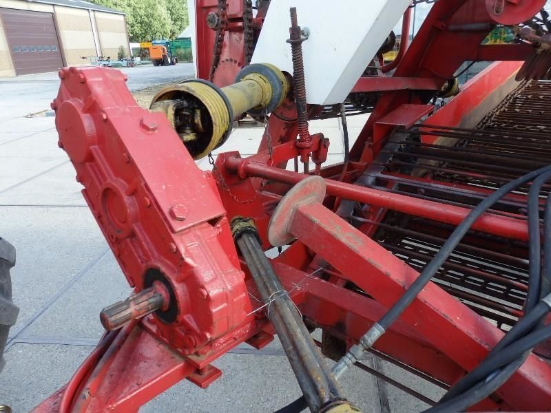 Gilles R136 Loader Low-poly 3D model_13